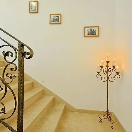 Holiday home Roza Basici
