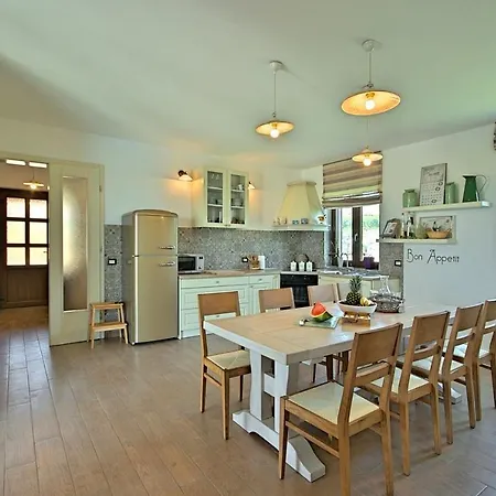 Roza Holiday home