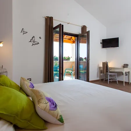 Roza Villa *
