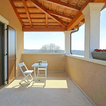 Roza Ferienhaus *